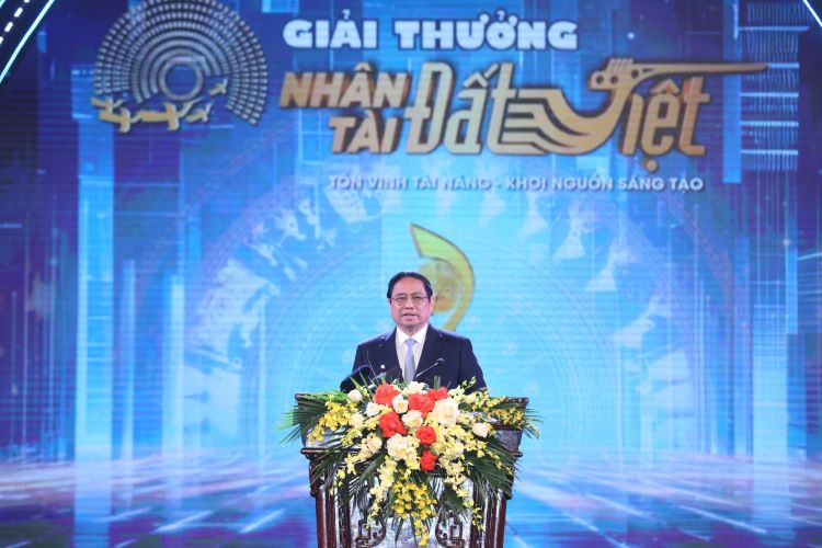 Thủ tướng dự lễ trao giải Nhân tài Đất Việt 2023