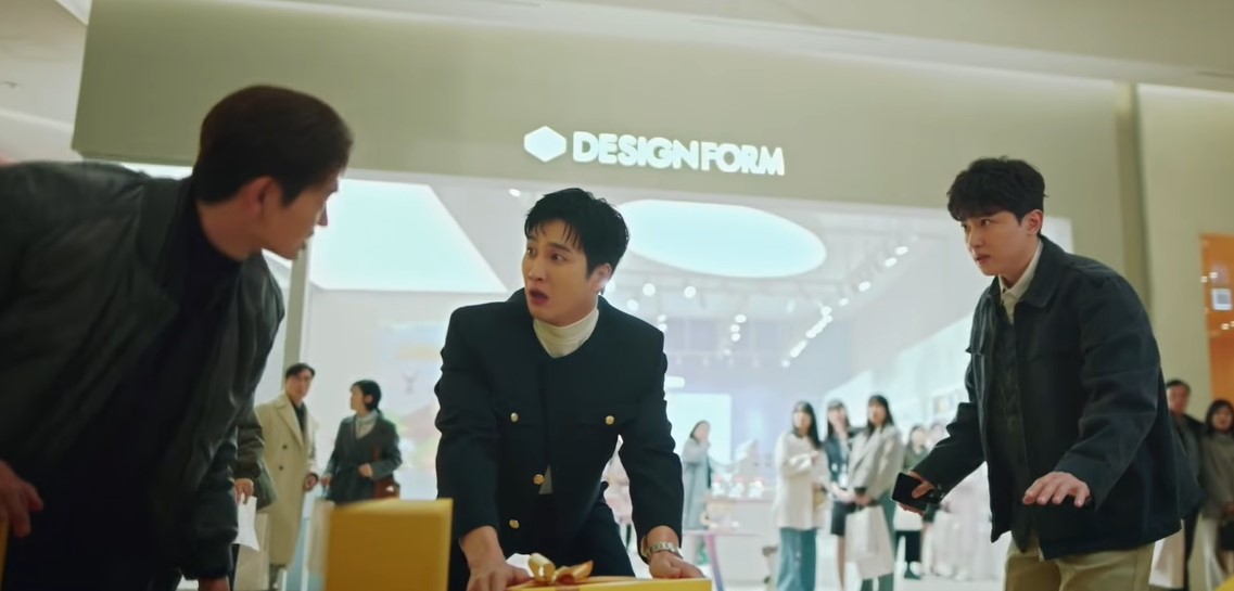 Review Tài Phiệt x Cảnh Sát Phần 2 (Flex X Cop 2) tập 4: Jin Yi-soo lật mặt đường dây sát thủ thuê, phá vụ án chấn động