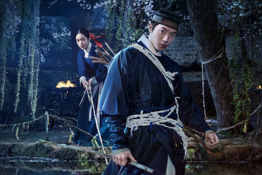 Review Lời Nguyền Đông Cung (The East Palace) tập 5–6: Gu-cheon phát hiện bí mật kinh hoàng của nhà vua
