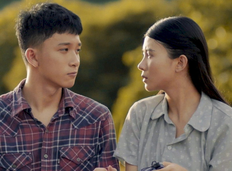 Phim Cách em 1 milimet tập 32: Ký ức ngủ quên và ranh giới mong manh của tình đầu